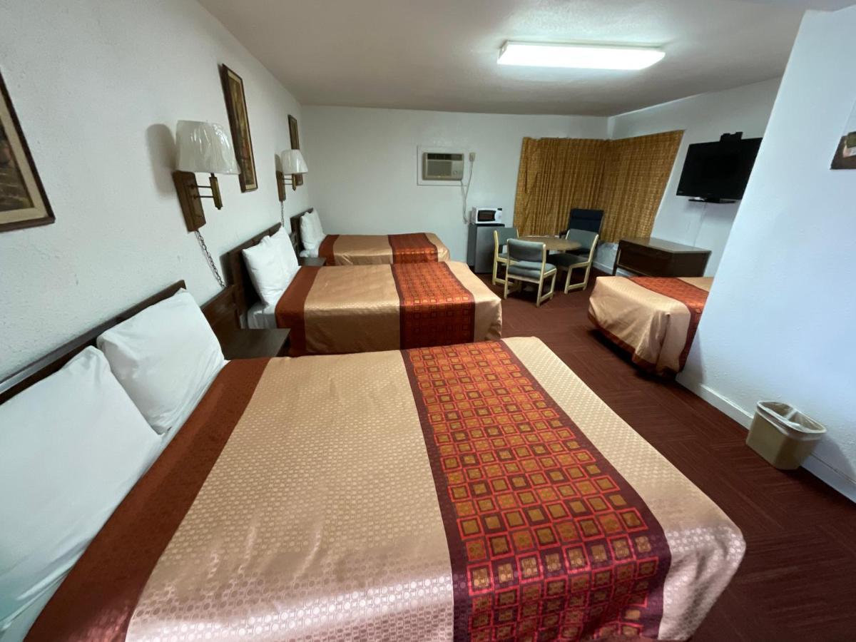 Kansan Motel Liberal Dış mekan fotoğraf